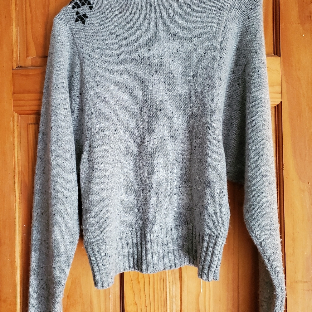 Sweater - Picture 5 of 7